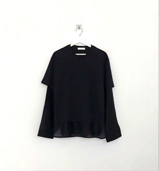 黑色