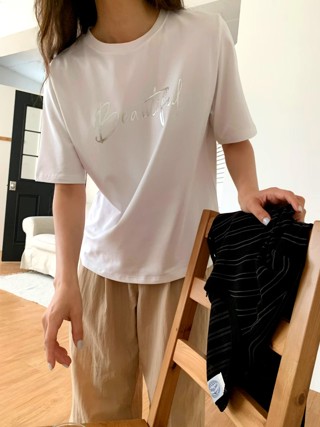 白色