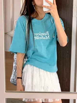 蓝色