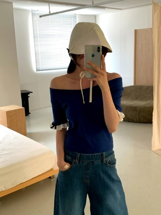蓝色