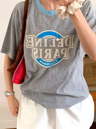灰色