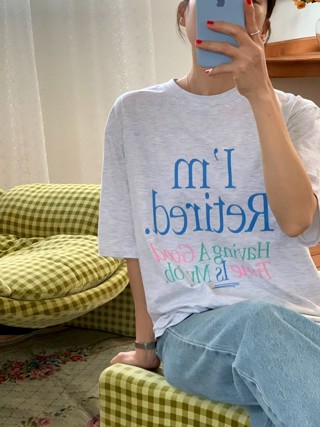 灰色