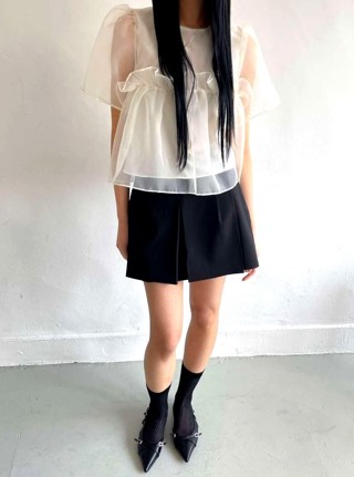白色