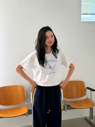 白色