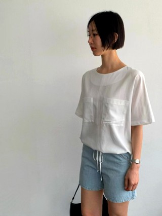 白色