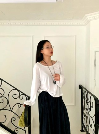白色
