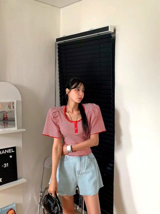 红色