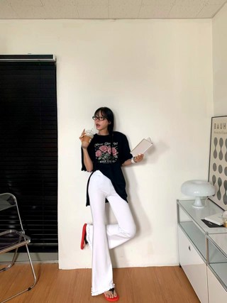 白色