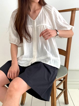 白色