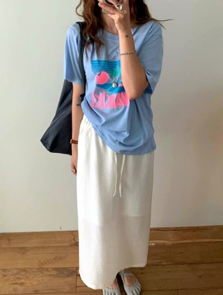 蓝色