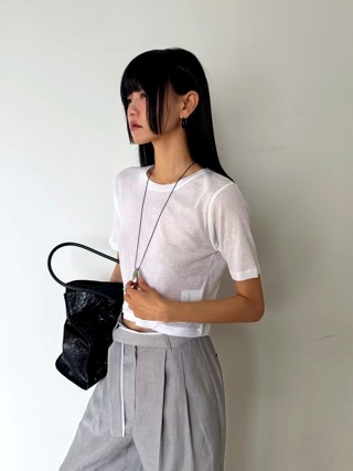 白色