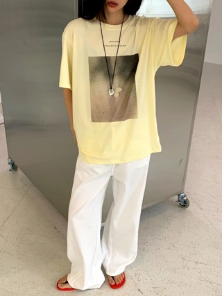 黄色