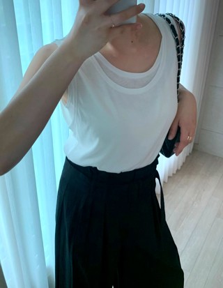 白色