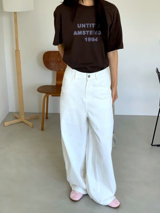 白色