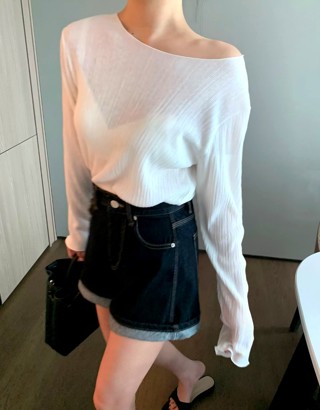 白色