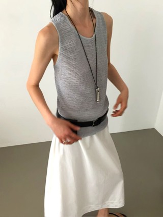 灰色