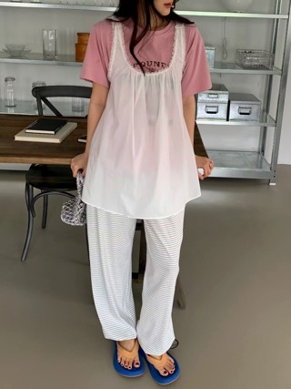 白色