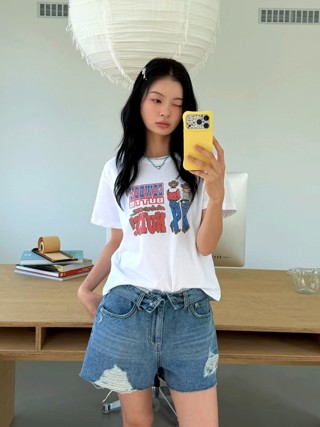 白色