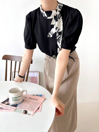 黑色