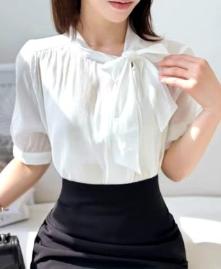 白色