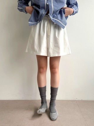 白色