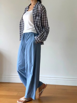 蓝色
