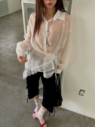 白色