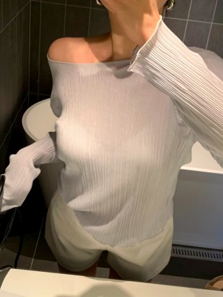 白色