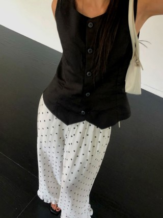 黑色