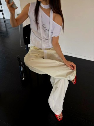 白色