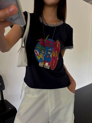 黑色