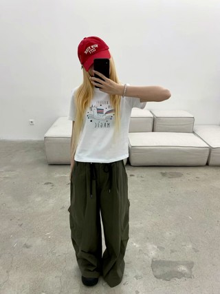 白色