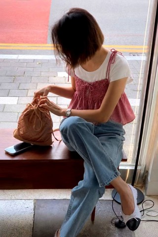 红色