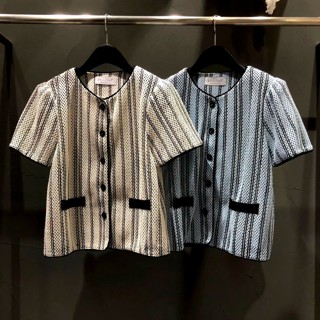 蓝色