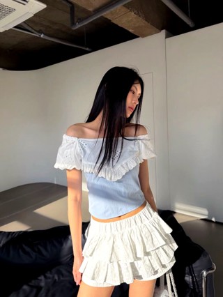 蓝色