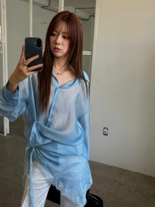 蓝色