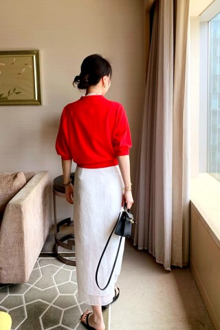 红色