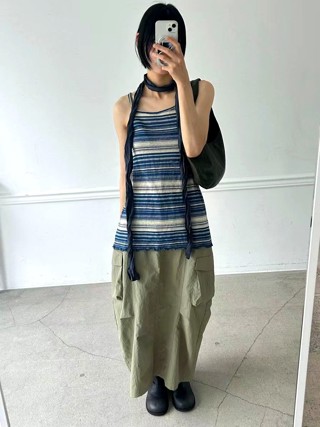 蓝色