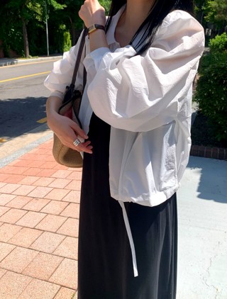 白色