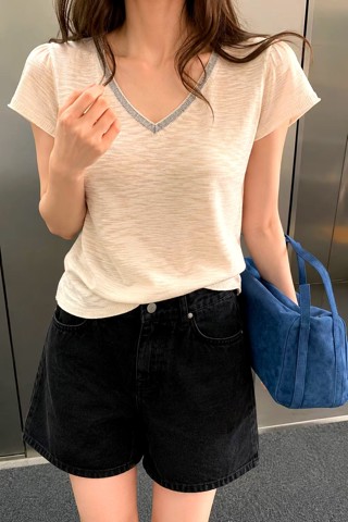 米色
