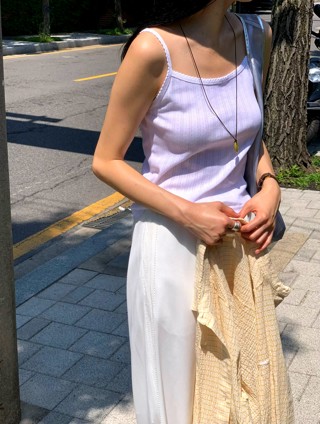 白色
