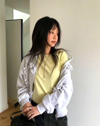 黄色