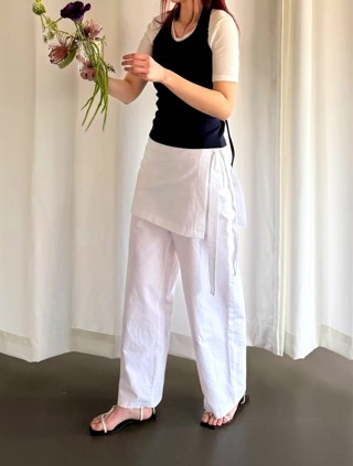 白色