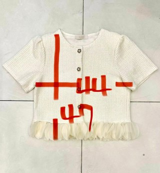 白色