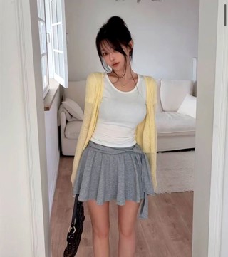 灰色