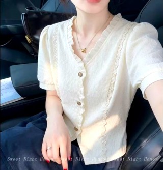 米色