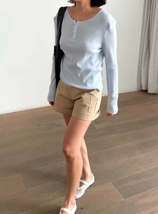 蓝色