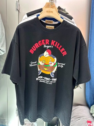 黑色