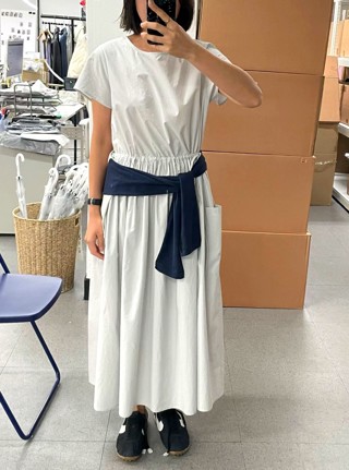 白色