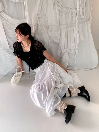 白色
